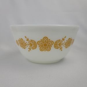 Vtg Pyrex 402 Butterfly Gold Cinderella Bowl